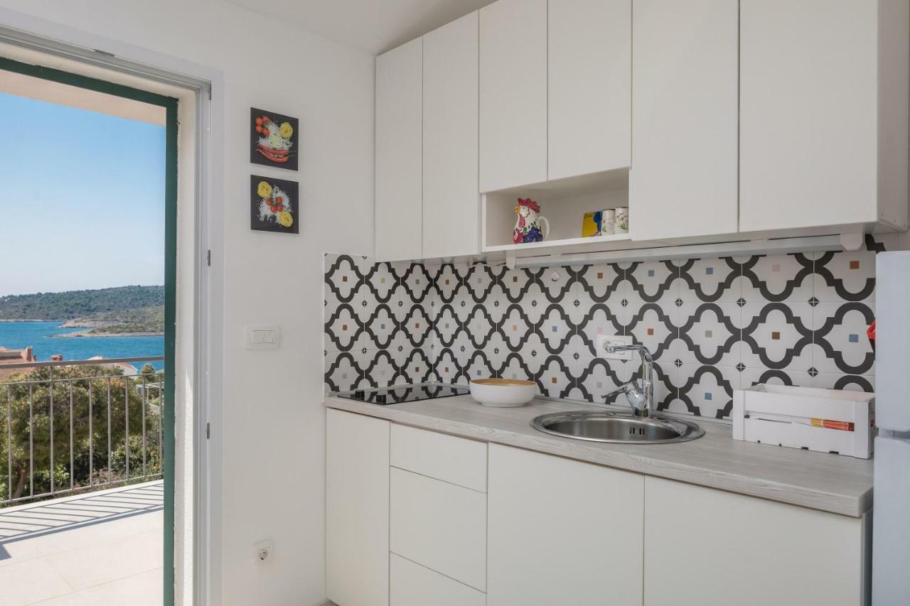 Villa Basic Севид Экстерьер фото