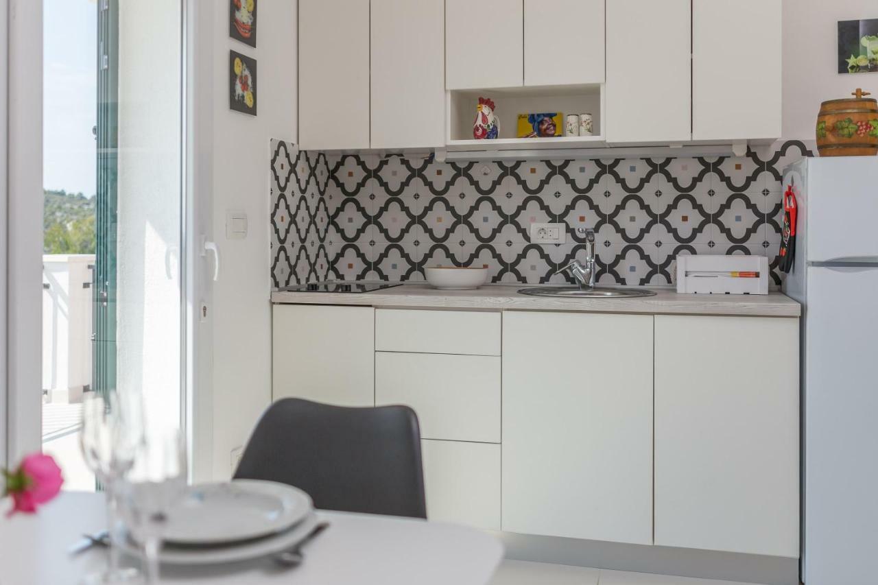 Villa Basic Севид Экстерьер фото