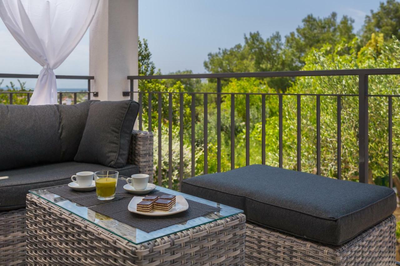 Villa Basic Севид Экстерьер фото